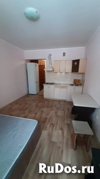 Продаю квартиру-студию  ул.Светлая,11 изображение 3