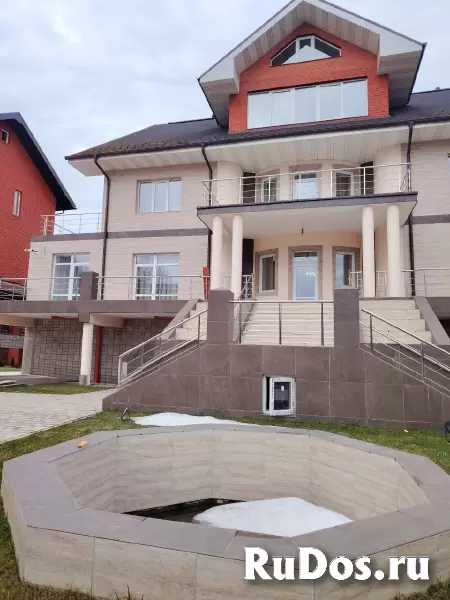 Двухкомнатные апартаменты с кухней в престижном районе фотка