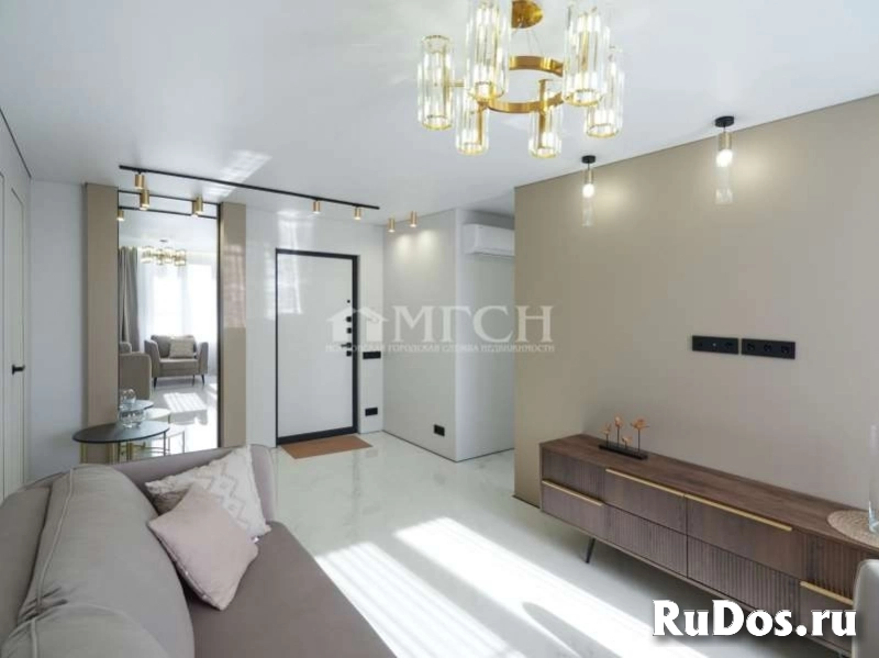 Продам 2 комнатную квартиру 47.8 м2 изображение 3