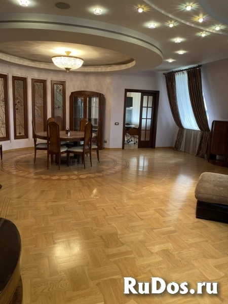 Продам 5 комнатную квартиру 243 м2 изображение 4