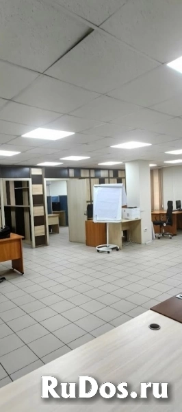 Офис 233м² с мебелью и отдельным входом изображение 4