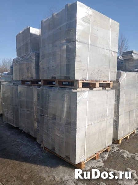 Менеджер по продажам фотка