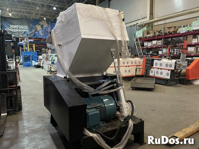 Дробилка для пластиковых изделий XFS-800 фотка