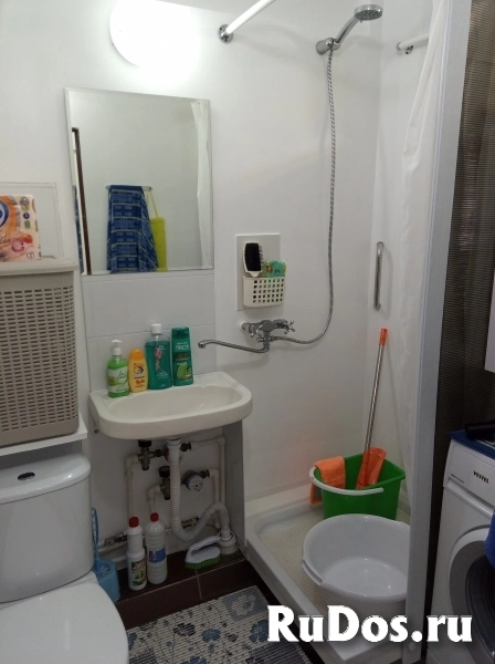 1 комнатная квартира посуточно в центре, море 200 метров изображение 11