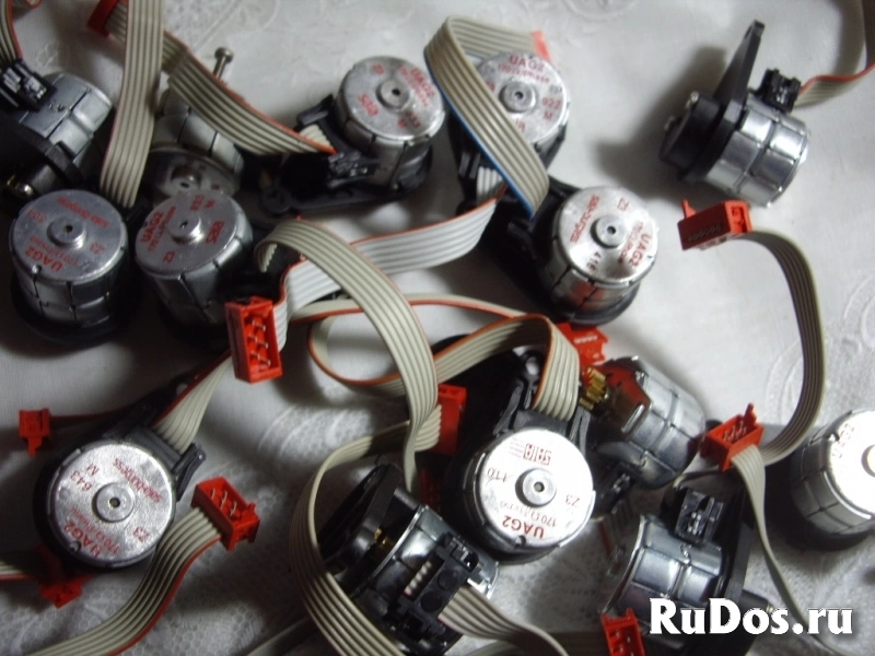 Моторчик шаговый 12 вольт фотка