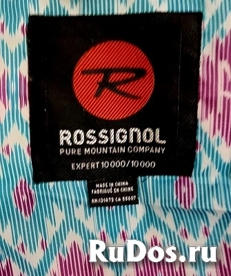 Rossignol . Куртка горнолыжная Poly down .Фиксируемый капюшон, съемная снегозащитная юбка. Вентиляционные молнии , на рукаве карман ски-пасс. фотка