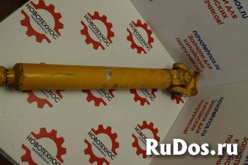 Карданный вал передний 1090 мм 60*70, центровочный диаметр фланца 60 мм, размер чашек крестовины 32 мм для фронтальных погрузчиков ZL20/ ZL30 фото