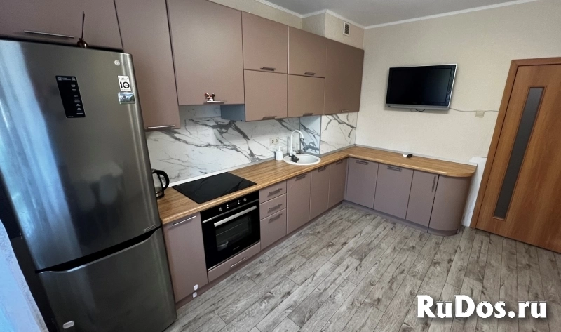 Продам 1 комнатную квартиру 51.7 м2 фотка