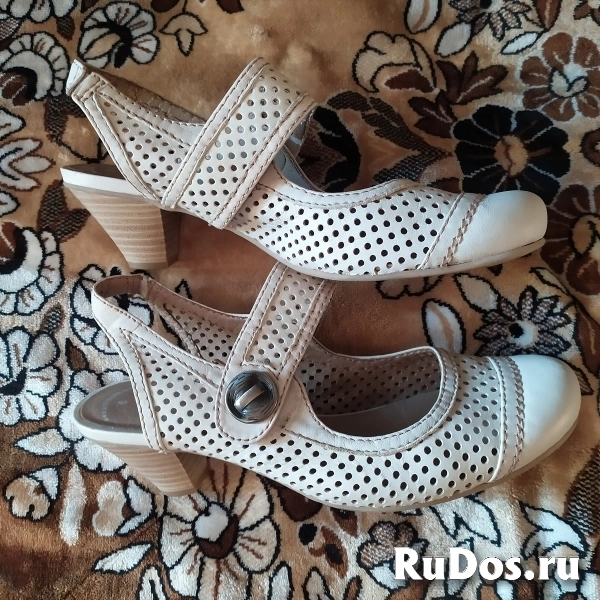 Продаю женские туфли изображение 5