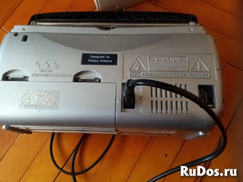 Магнитола philips aq4150 фото