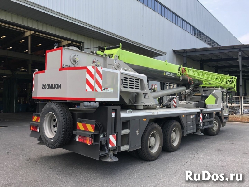 Автокран ZOOMLION ZTC300V, 6х4, Euro V изображение 3