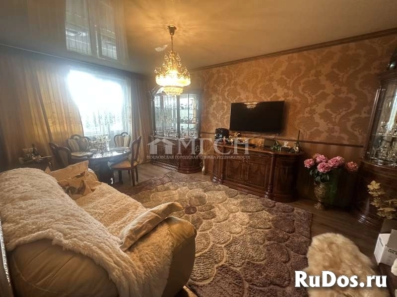 Продам 2 комнатную квартиру 50.5 м2 фотка