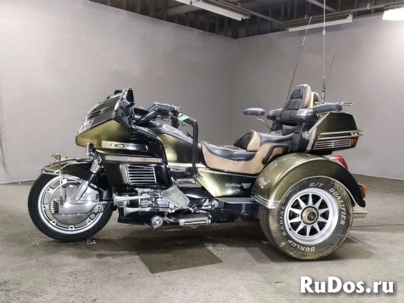 Трайк мотоцикл турист Honda GL1500 Gold Wing SE Trike рама SC22 фотка