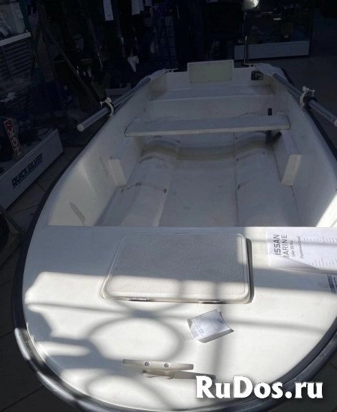 Nissan Marine Laker 300 Plus изображение 5