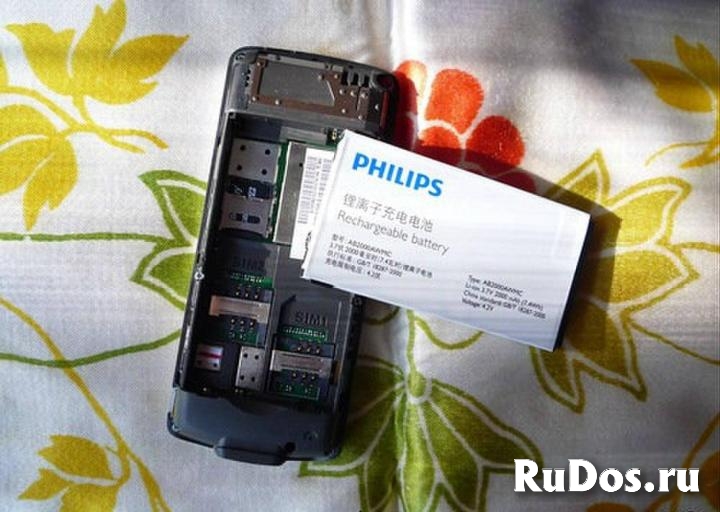 Новый Philips Xenium X130 (оригинал,2-сим,комплект). изображение 3