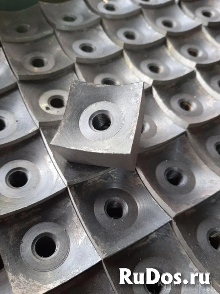 Нож роторный шредера «корончатый» 40х40х25мм. М12 фотка