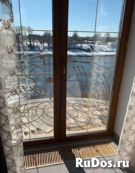 Домовладение с причалами в исторической местности в селе Верхнее Мячково. изображение 9