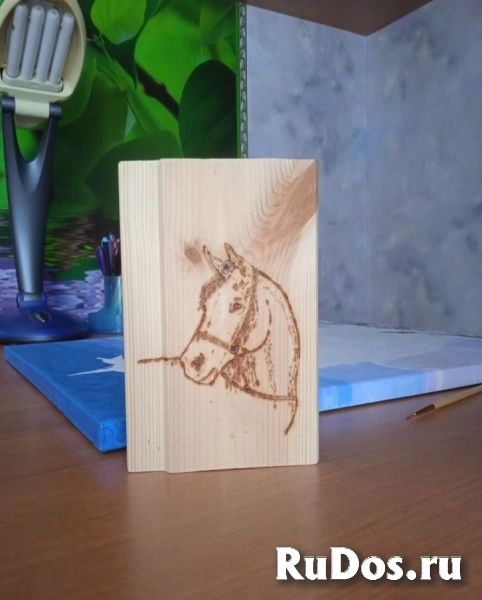 Картина на дереве фото