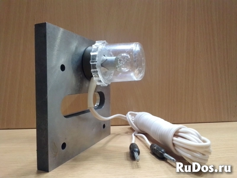 Переносная прилипающая автомобильная лампа СССР. изображение 3