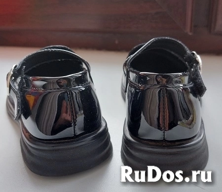 Лакированные туфли  Jong Golf .Подкладка из мягкой и нежной натуральной кожи обеспечивает максимальный комфорт и удобство при носке. фотка