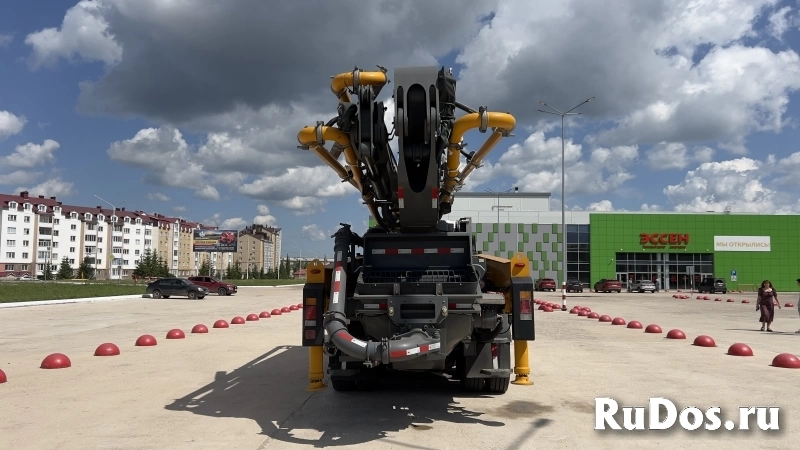 Автобетононасос SHAILER 38X-RZ на шасси ISUZU 6x4 изображение 5