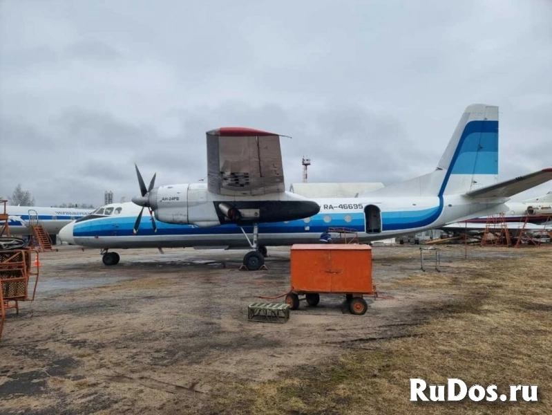 Воздушное судно Ан-24РВ RA-46695 фотка