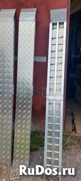 Трап для выезда из гаража на мотоцикле изображение 3