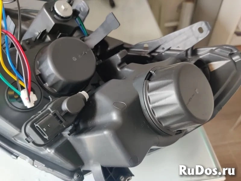 Увеличенные крышки фар Лада Веста/X-Ray LED фото