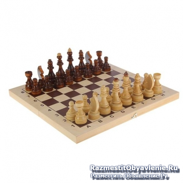 Шахматы Гроссмейстерские дерево, лак, 43 см. фото