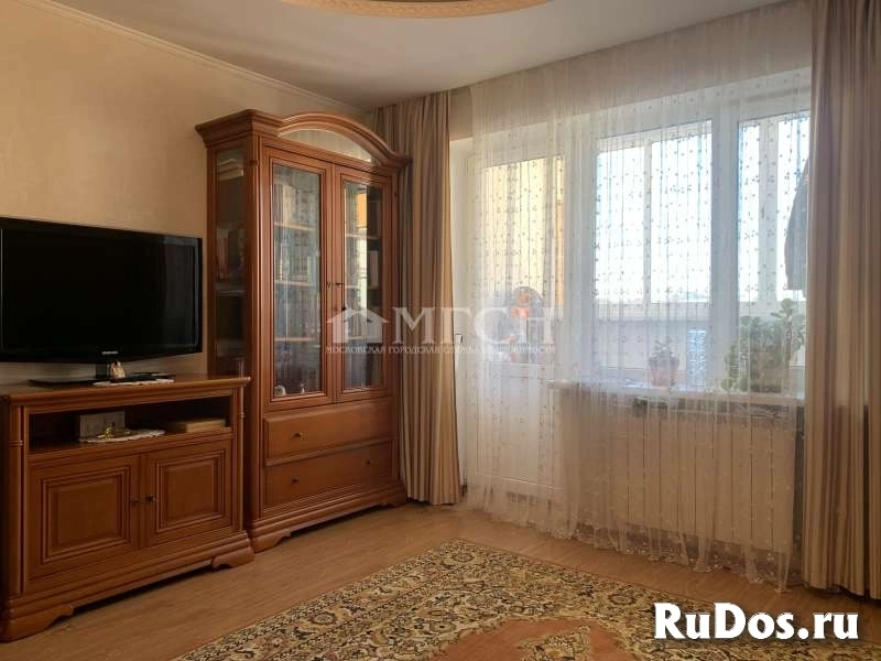 Продам 2 комнатную квартиру 56.4 м2 изображение 7
