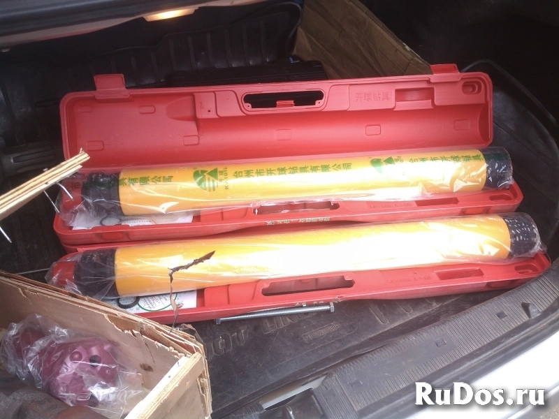 Пневмоударник CIR 90, коронки CIR 90 фото