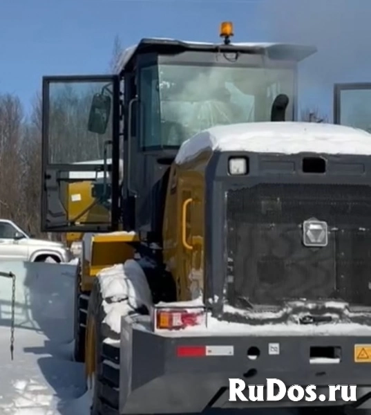 Фронтальный погрузчик XCMG LW300F (XC938) 3 линия 2024 года вып. изображение 3