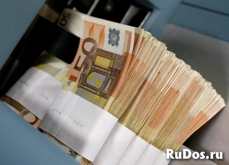 Предлагает кредиты за рубежом и на международном уровне фото