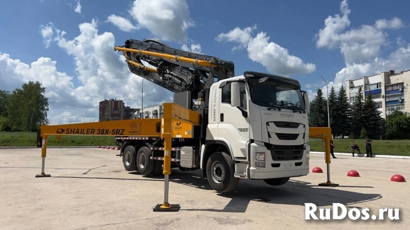 Автобетононасос SHAILER 38X-RZ на шасси ISUZU 6x4 фото
