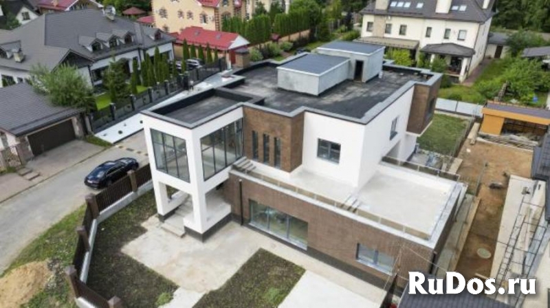 Продажа коттеджа 547 м2, 3 этажа, КП Юлия-2 изображение 3