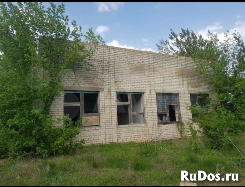 Помещение 254 м2 и земельный участок фото