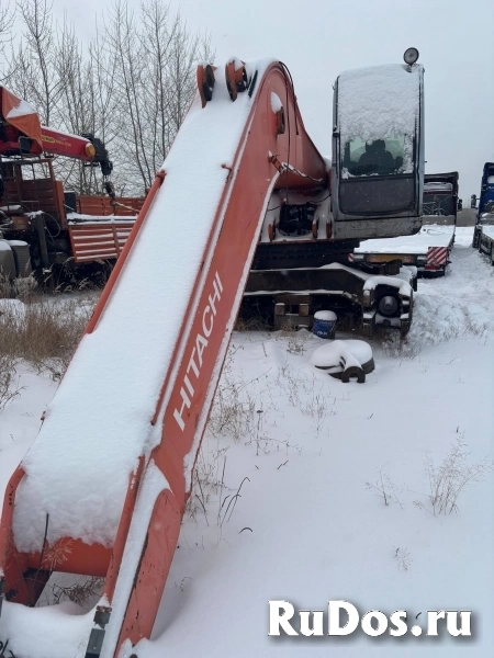 Гидрораспределитель главный Hitachi 4363127 фотка