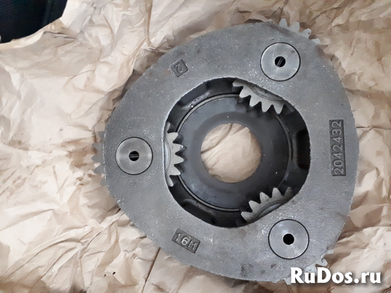 Водило редуктора хода Hitachi 2042432 изображение 4