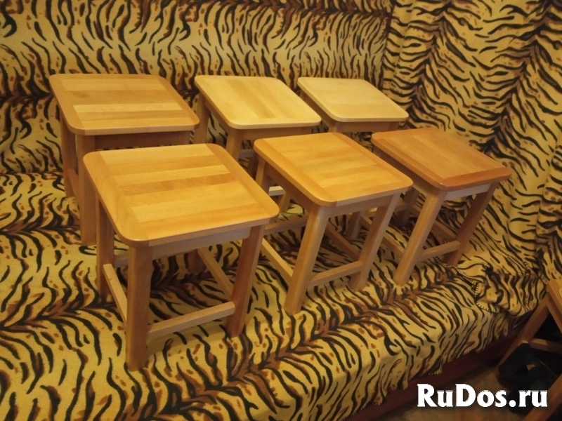 Табуретки из массива Бука фото
