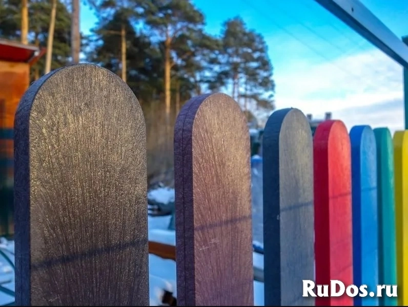 Полимерный штакетник Пластиковая доска для забора фотка