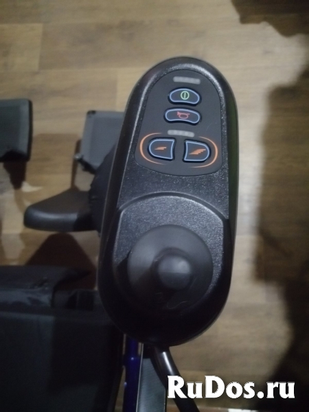 Коляска инвалидная с электроприводом изображение 4