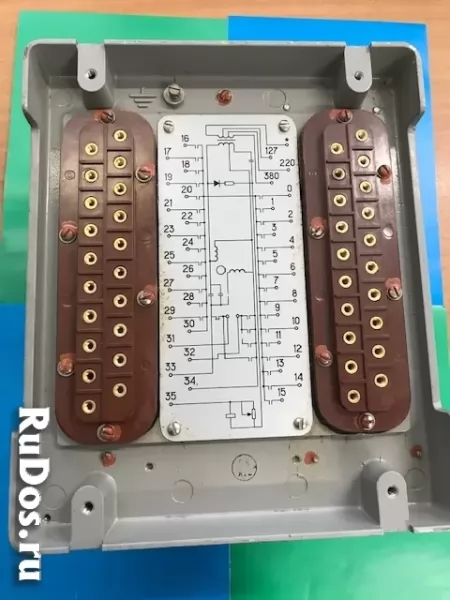 Е 526 УХЛ4 - реле счетно-шаговое фотка