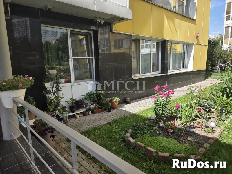 Продам 2 комнатную квартиру 55.7 м2 изображение 4
