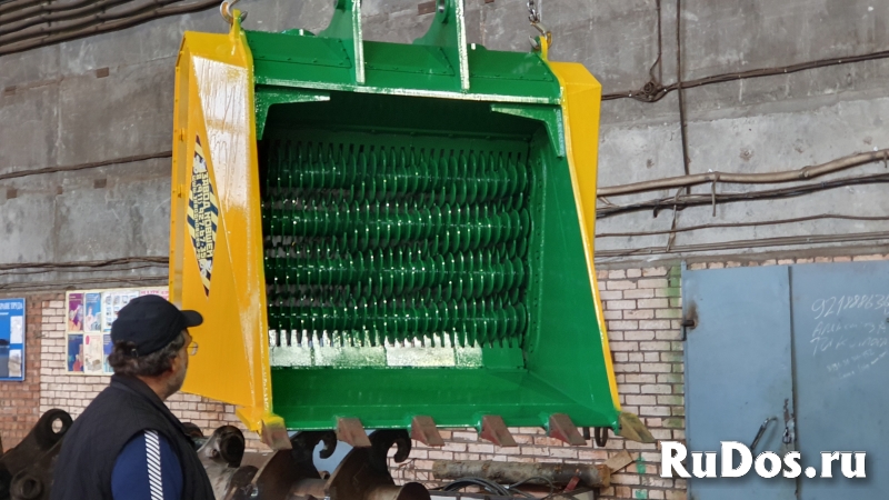 Мощные ковши просеивающие в наличии фото