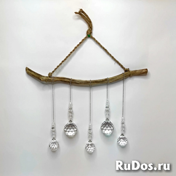 Подвеска Ловец солнца ручной работы из хрустальных граненых шаров фото