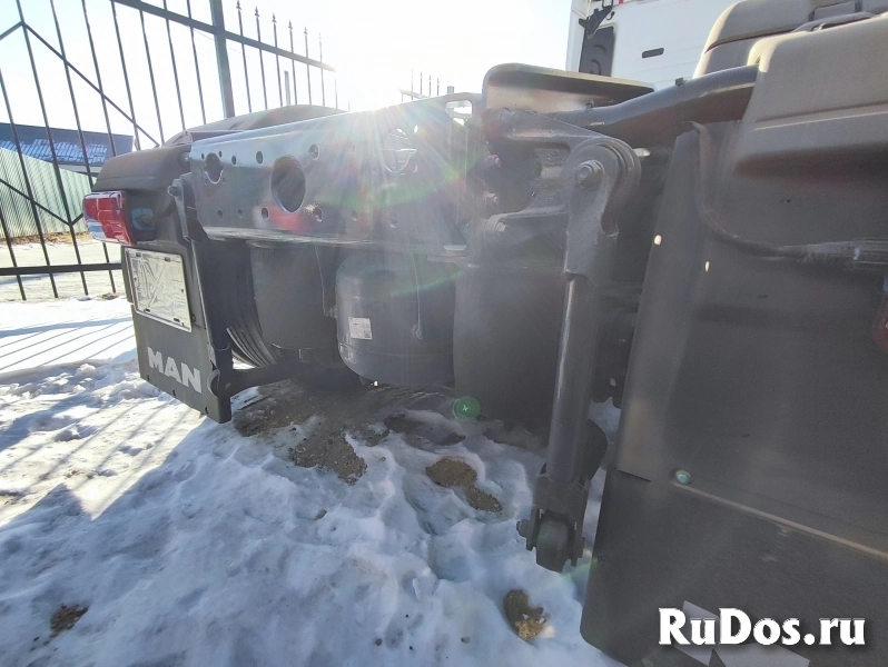 Седельный тягач MAN TGX 28.470 6x2 изображение 7