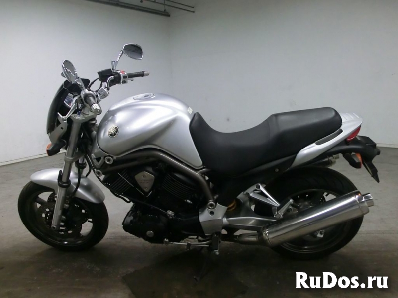 Мотоцикл naked bike Yamaha BT1100 Bulldog рама RP051 гв 2003 фотка