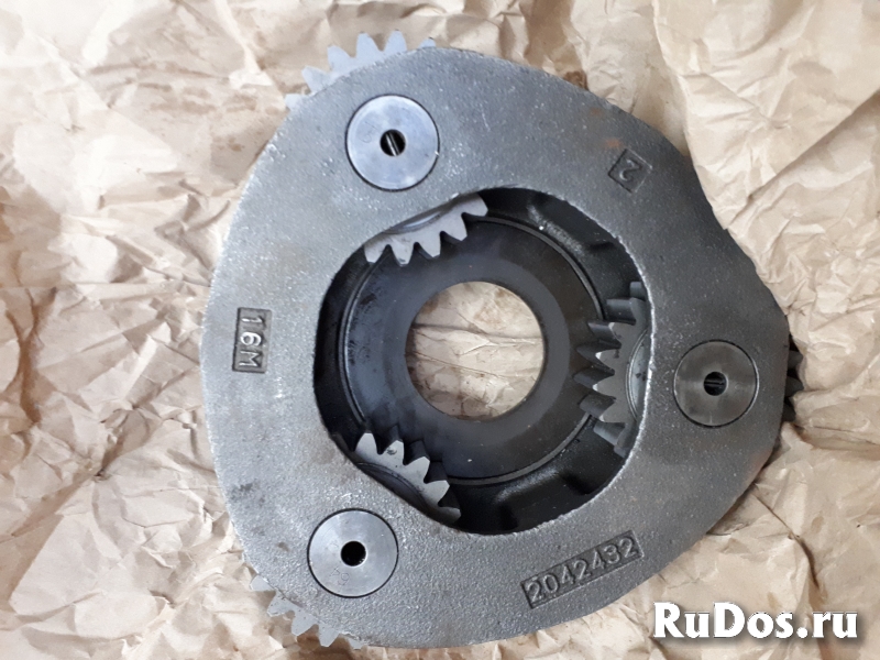 Водило редуктора хода Hitachi 2042432 изображение 6