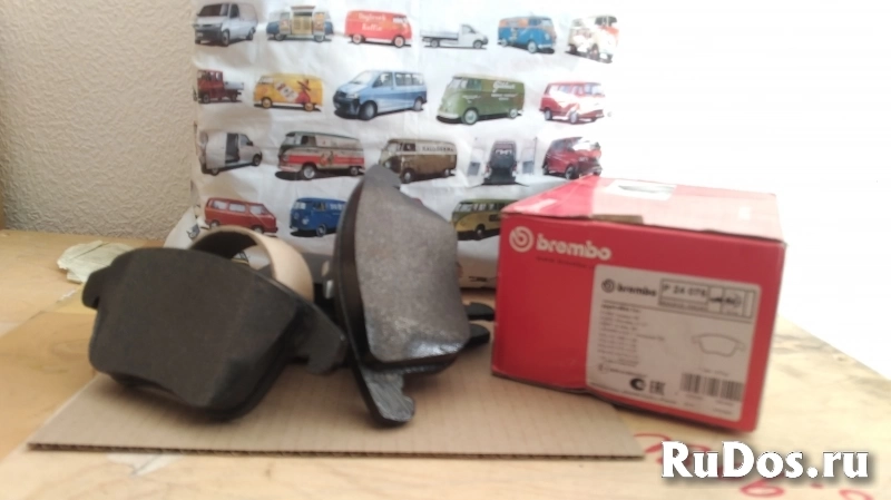 Передние тормозные колодки  Brembo  Р2407 фото