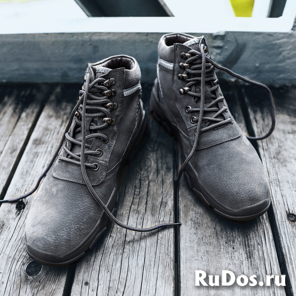 продаю новую походную обувь фотка